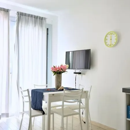 Wonderful With Pool Miramare #11 Apartament